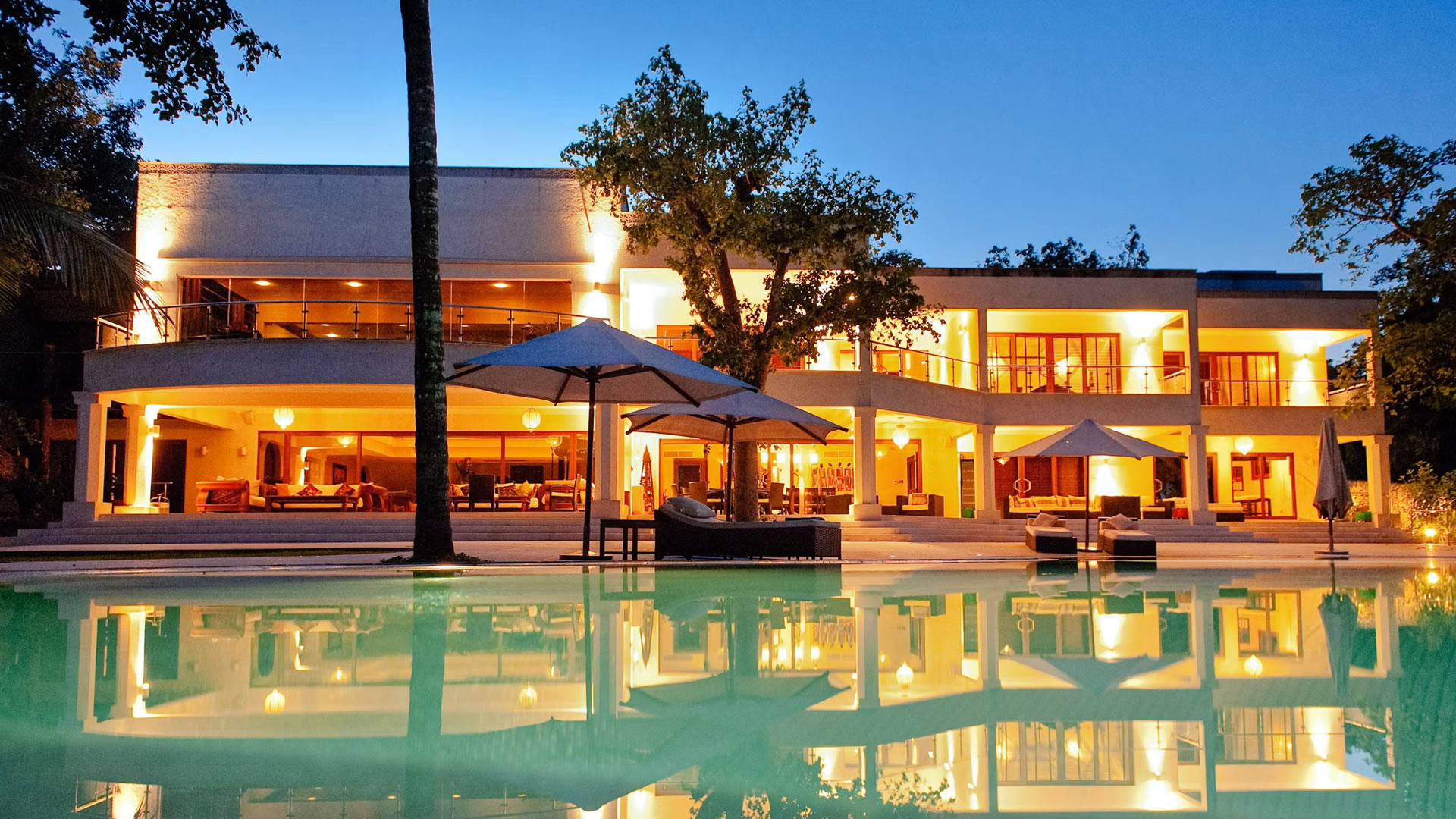 Almanara Luxury Resort