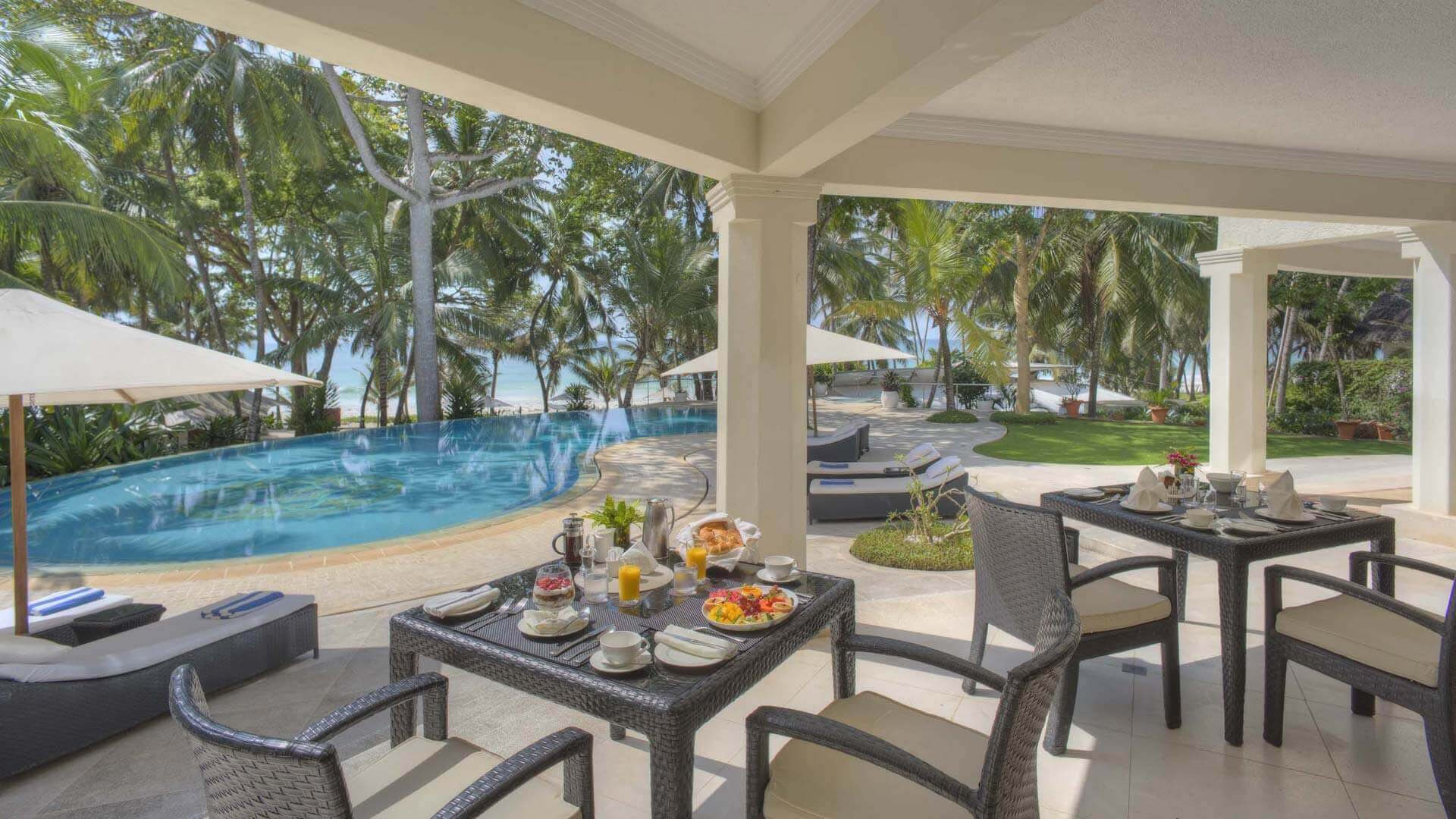 Almanara Luxury Resort